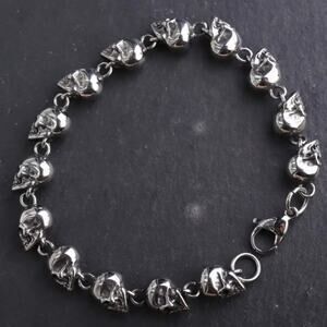 Gothic 3D skull link chain silver tone bracelet